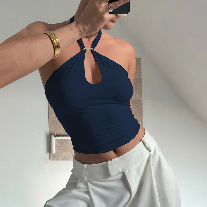 Top corto halter con espalda descubierta