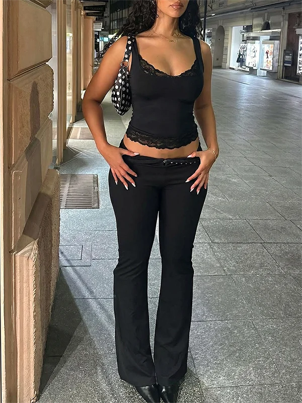Top de encaje con escote cuadrado y espalda descubierta