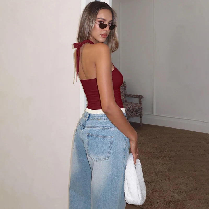 Top corto halter con espalda descubierta