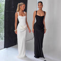 Vestido largo ajustado de tirantes y escote cuadrado